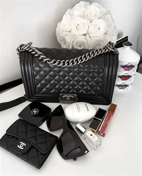 chanel boy mini size|chanel boyfriend bag small.